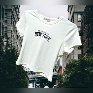 Brooklyn New York Ribbed Embroidered White Shirt Size Large NWT